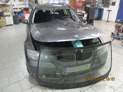Čelní sklo BMW 3
