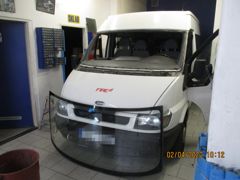 Čelní sklo Ford Transit 2