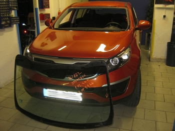 Čelní sklo Kia Sportage