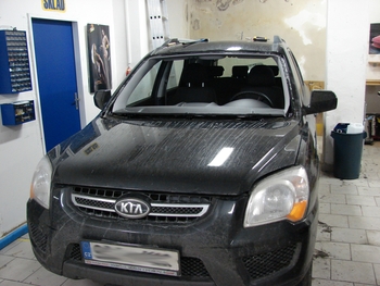 Čelní sklo Kia Sportage 2006