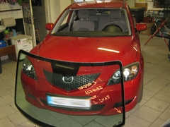 Čelní sklo Mazda 3