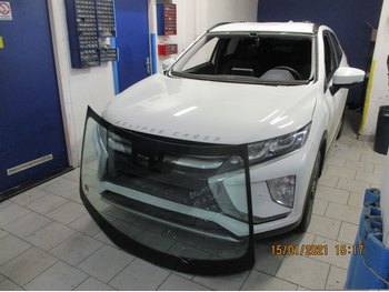 Čelní sklo Mitsubishi Eclipse Cross