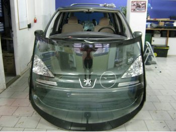 Čelní sklo Peugeot 807