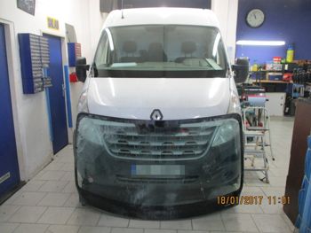 Čelní sklo Renault Master