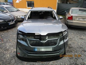 Čelní sklo Škoda Superb