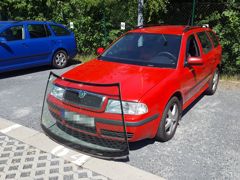 Čelní sklo Škoda 6