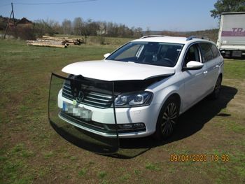 Čelní sklo vw Passat B7