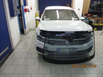 Čelní sklo vw Passat B8